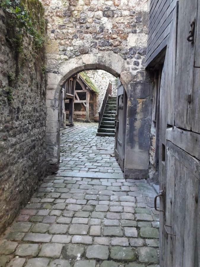 Maison De Ville Idealement Situee A Honfleur Avec Parking Екстериор снимка